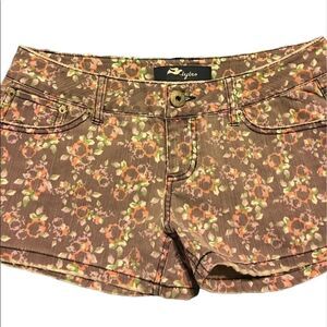 Floral Jean shorts size 7